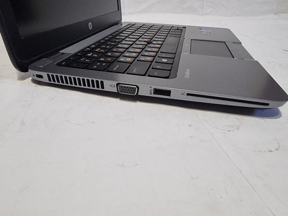 Нетбук Б-клас HP EliteBook 820 G1 / 12.5" (1366x768) TN / Intel Core i5-4300U (2 (4) ядра по 1.9 - 2.9 GHz) / 16 GB DDR3 / 256 GB SSD / Intel HD Graphics 4400 / WebCam б/в | Зображення 3