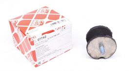 Подушка КПП BMW 5 E39 00-03 передня  07742