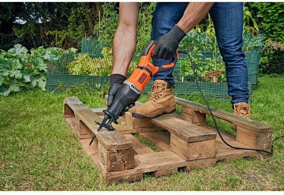 Пила сабельная сетевая BLACK+DECKER BES301 | Зображення 3