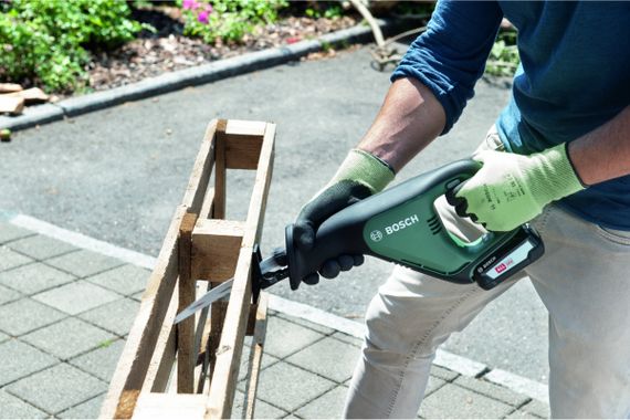 Пила шабельна Bosch AdvancedRecip 18 Solo, 18В, 3100 р/хв, хід 14.5мм, 2.1кг, (без АКБ и ЗП) (0.603.3B2.400) | Зображення 1