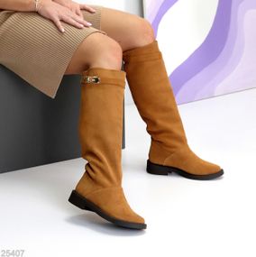 Хітові замшеві чоботи труби жокейки на флісі колір Camel