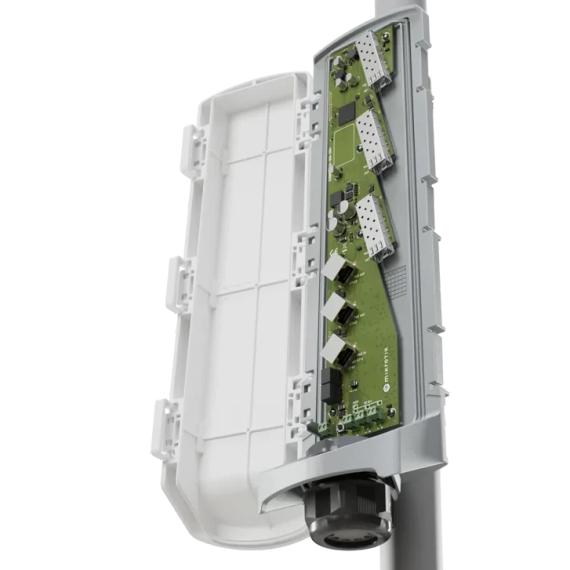 MikroTik GPERx6 (CSS606-1G-2Gi-3S+OUT) Комутатор зовнішній | Зображення 1