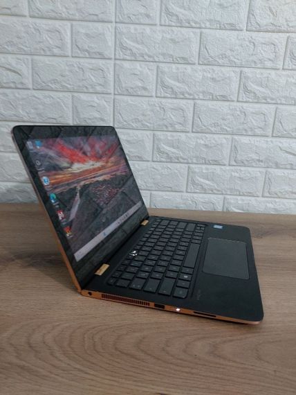Ноутбук-трансформер HP Spectre x360 / 13.3" (1920x1080) TN Touch / Intel Core i5-6200U (2 (4) ядра по 2.3 - 2.8 GHz) / 8 GB DDR3 / 256 GB SSD M.2 / Intel HD Graphics 520 / WebCam б/у | Зображення 4