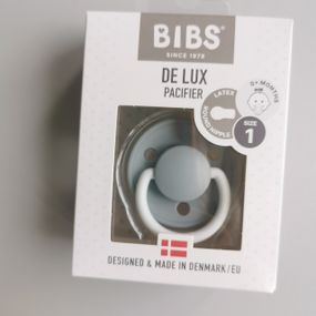 Соска пустушка Bibs De Lux Latex 0-6 міс нічна Cloud glow