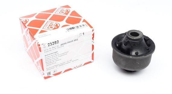 Сайлентблок важеля переднього знизу ззаду Toyota Yaris 99-05 23282