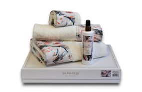 Подарунковий набір рушників La Maison, 3 шт. з ароматом Della Ekru