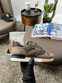 Чоловічі кросівки R-eebok Classic New Sand White 44 28 см