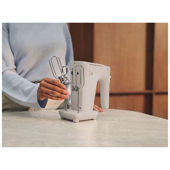 Міксер Electrolux EHM4W | Зображення 7