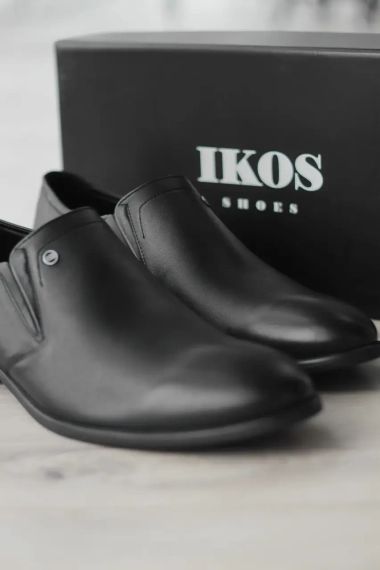 Шкіряні чоловічі туфлі - мінімалізм, що підкреслює статус 45 розмір | Зображення 1