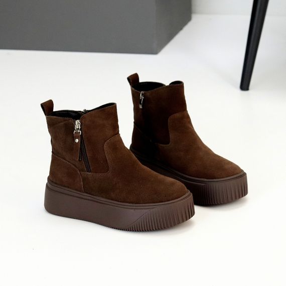 Модные шоколадные зимние ботинки натуральная замша на платформе | Зображення 3