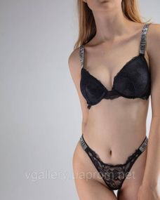 Кружевной комплект Victoria`s Secret стразы со стрингами  Кружева - 85С(38С) - Черный