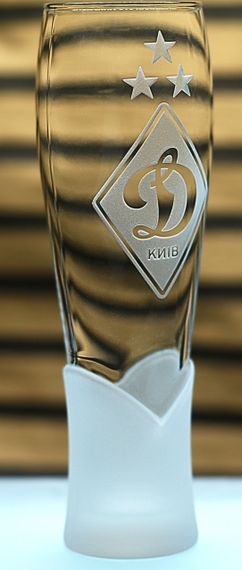 Пивний келих крафтовий 440мл ФК Динамо Київ з гравіюванням подарунок для фаната футбольна кружка глянець | Зображення 1