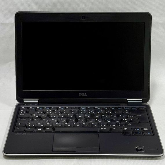 Нетбук Dell Latitude E7240 / 12.5" (1366x768) TN / Intel Core i5-4200U (2 (4) ядра по 1.6 - 2.6 GHz) / 8 GB DDR3 / 128 GB SSD / Intel HD Graphics 4400 / WebCam / Windows 10 Pro б/у | Зображення 2