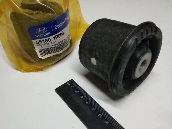Сайлентблок задньої балки Accent (RB), MOBIS (551601R000) (55160-1R000)