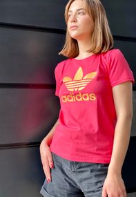 Жіноча футболка з надписом "Adidas" Носи своє 42 Рожевий (р-609272-О-11)