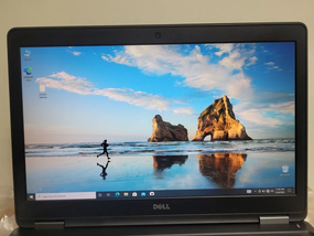 Потужний ноутбук Dell E5550  15,6 FullHD \ i5 \ 8GB \ SSD250 GB