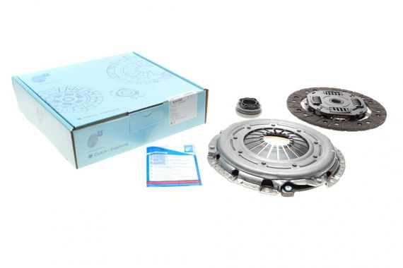 Комплект зчеплення Chrysler Voyager 2.5D 00-08 d=241mm  +вижимний  ADA103001