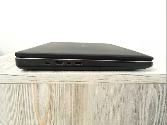 Ноутбук Dell Precision 7520 | 15.6" 4K/i7-6920HQ/32GB/QuadroM1200 4GB/256 SSD Б/В | Зображення 1