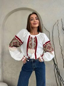 Вишиванка женская " Червона рута"