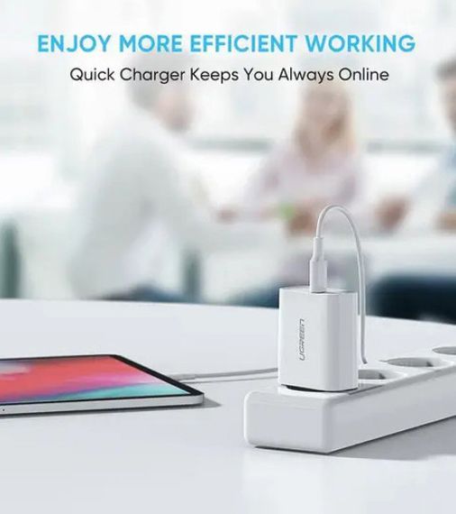 Сетевое зарядное устройство Ugreen CD137 PD 20W Fast Charger + USB-C to Lightning Cable 1m Suit | Зображення 1