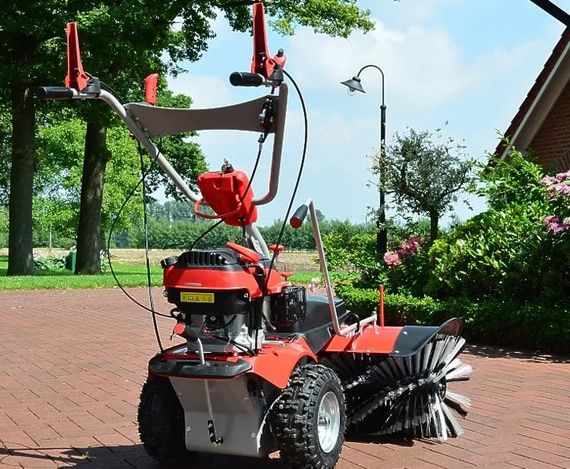 Підмітальна машина зі щіткою HECHT 8101 S | Зображення 2