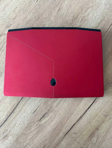 Ноутбук Dell Alienware m15 RED 15,6" 144Hz i7 8750H 16Gb SSD 1Tb RTX 2080 MaxQ Б/В | Зображення 4
