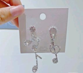 Сережки -гвоздики Скрипковий ключ