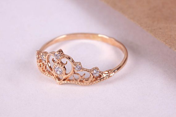 Кольцо корона из красного золота с фианитами 15 | Зображення 4
