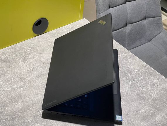 Ультрабук Lenovo ThinkPad T480 / 14" (1920x1080) IPS / Intel Core i5-8250U (4 (8) ядра по 1.6 - 3.4 GHz) / 8 GB DDR4 / 120 GB SSD / Intel UHD Graphics 620 / WebCam б/у | Зображення 4