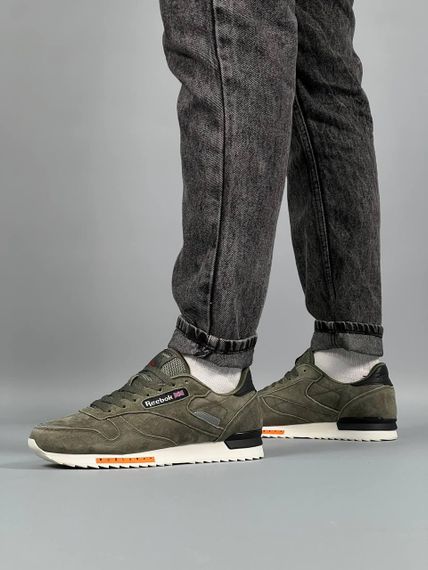 Чоловічі кросівки R-eebo-k Classic M Army Green, В'єтнам 45 28.5 см | Зображення 2