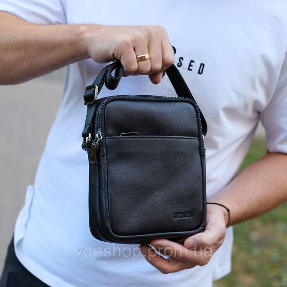 Чоловіча сумка через плече, гладкая кожа 20х16х6, месенджер для міста, барсетка для телефону та документів, чорна | Зображення 2