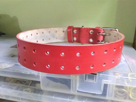 Крепкий надежный ошейник из натуральной кожи "Lockdog" красный | Зображення 2