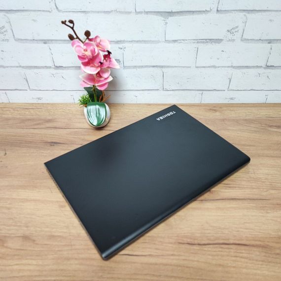 Ноутбук Toshiba Tecra Z40-A / 14" (1600x900) TN / Intel Core i5-4300U (2 (4) ядра по 1.9 - 2.9 GHz) / 8 GB DDR3 / 256 GB SSD / Intel HD Graphics 4400 / WebCam / HDMI б/у | Зображення 6