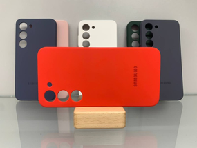 Samsung Galaxy S23 Plus Протиударний чохол з логотипом софт тач червоний