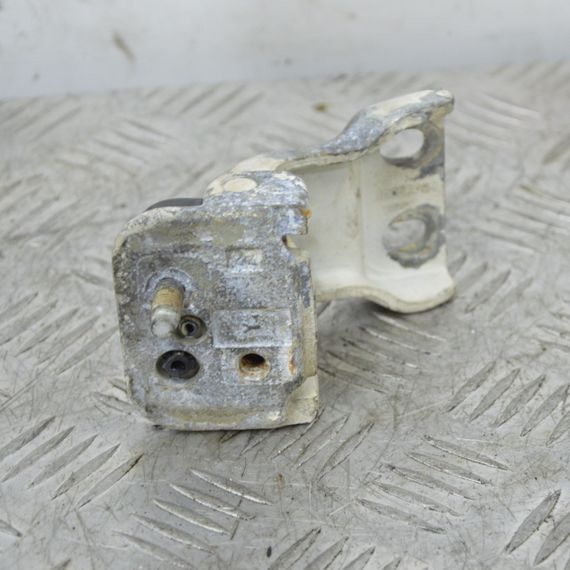 Петля дверей задніх лівих верхня 180 градусів Ford Transit 2006-2014 Петля дверей ліва Форд Транзит | Зображення 2