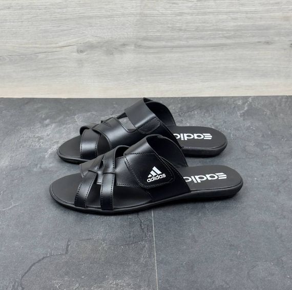 Шкіряні шльопанці Adidas колір чорний | Зображення 1
