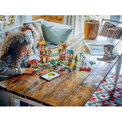 Конструктор LEGO Friends Домик на дереве в приключенческом лагере (42631) | Зображення 9