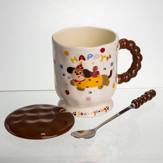 Новорічна порцелянова чашка "Весела Такса" з кришкою та ложкою 400 мл, Святкова кружка чашка для дітей на подарунок FM-17A | Зображення 2