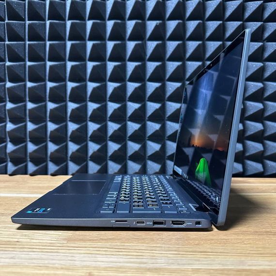 Ультрабук Dell Latitude 7420 / 14" (1920x1080) IPS / Intel Core i5-1135G7 (4 (8) ядра по 2.4 - 4.2 GHz) / 16 GB DDR4 / 256 GB SSD / Intel Iris Xe Graphics / WebCam б/у | Зображення 5