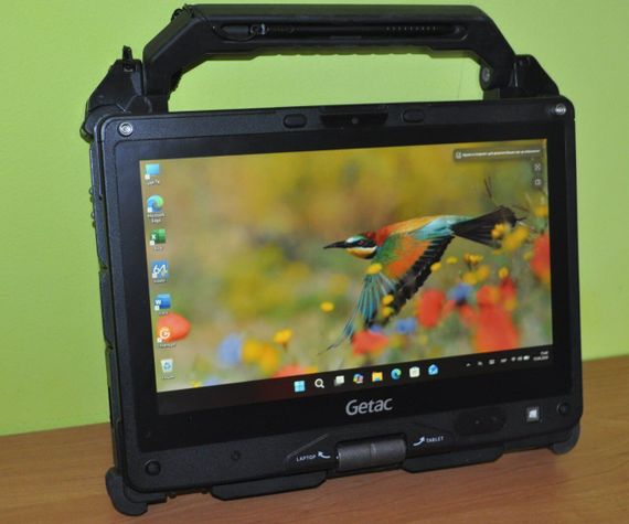 Защищенный нетбук-трансформер Б-класс Getac V110 G4 / 11.6" (1366x768) IPS Touch / Intel Core i7-7500U (2 (4) ядра по 2.7 - 3.5 GHz) / 16 GB DDR4 / 128 GB SSD / Intel HD Graphics 620 / WebCam / Стилус / Windows 11 Pro / Два АКБ б/у + Подарок Флешка 32 GB | Зображення 4