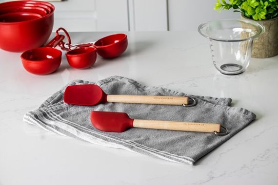 Набір лопаток для тесту KitchenAid Coreline KQR750OHERE 23.5 см 2 шт червоний | Зображення 7