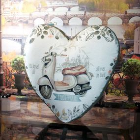 Подушка серце 3D Let`s travel all over the world together 40х40х7,5 см (3DPS_18L033)