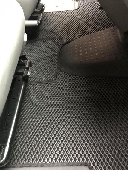 Коврики EVA (черные, передние, для 1-20241) для Volkswagen T5 Caravelle 2004-2010 гг | Зображення 6