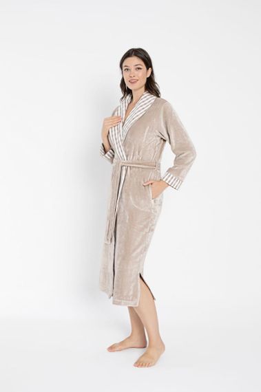 Жіночий велюровий халат Nusa 0499 довгий, бежевий M | Зображення 3