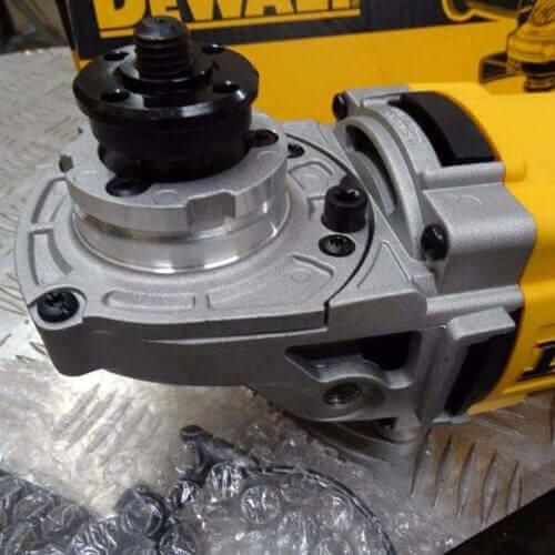 Шлифмашина угловая - болгарка сетевая 2200Вт DeWALT DWE494 | Зображення 5