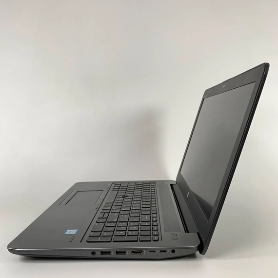 Мобільна робоча станція Б-клас HP zBook 15 G3 / 15.6" (1920x1080) IPS / Intel Core i7-6820HQ (4 (8) ядра по 2.7 - 3.6 GHz) / 16 GB DDR4 / 256 GB SSD / nVidia Quadro M2000M, 4 GB GDDR5, 128-bit / WebCam / TouchID б/в + Подарунок Бездротова миша / USB | Зображення 4