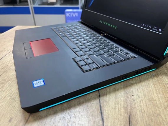 Ноутбук Dell Alienware 15 R3 15.6" FHD IPS i7 6700HQ/16gb/128SSD+1Tb/GTX 1060 | Зображення 3