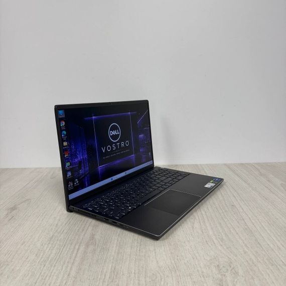 Игровой ноутбук Б-класс Dell Vostro 7510 / 15.6" (1920x1080) IPS / Intel Core i7-11800H (8 (16) ядер по 2.3 - 4.6 GHz) / 16 GB DDR4 / 512 GB SSD / nVidia GeForce RTX 3050 Ti, 4 GB GDDR6, 128-bit / WebCam б/у | Зображення 2
