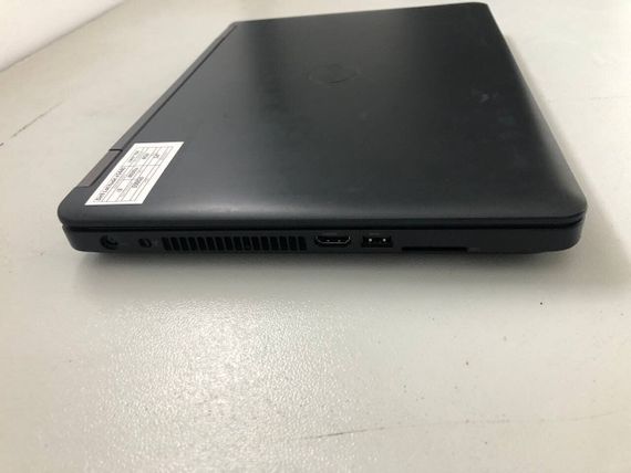 Ноутбук Б-клас Dell Latitude E5440 / 14" (1366x768) TN / Intel Core i3-4030U (2 (4) ядра по 1.9 GHz) / 4 GB DDR3 / 500 GB HDD / Intel HD Graphics 4400 / WebCam / DVD-ROM б/в | Зображення 2
