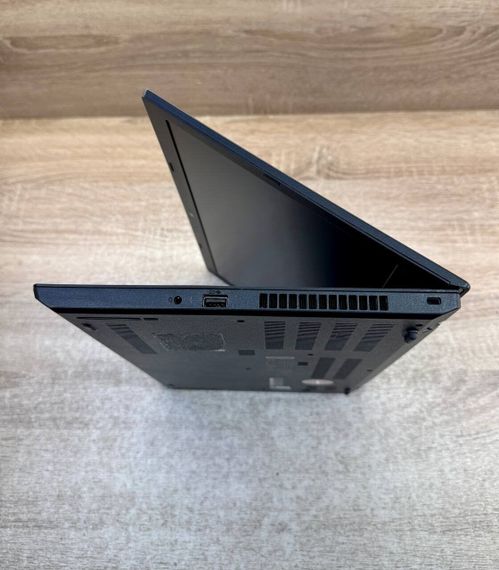Ультрабук Lenovo ThinkPad L480 / 14" (1366x768) TN / Intel Core i3-8130U (2 (4) ядра по 2.2 - 3.4 GHz) / 8 GB DDR4 / 120 GB SSD / Intel UHD Graphics 620 / WebCam / Windows 11 б/у | Зображення 4